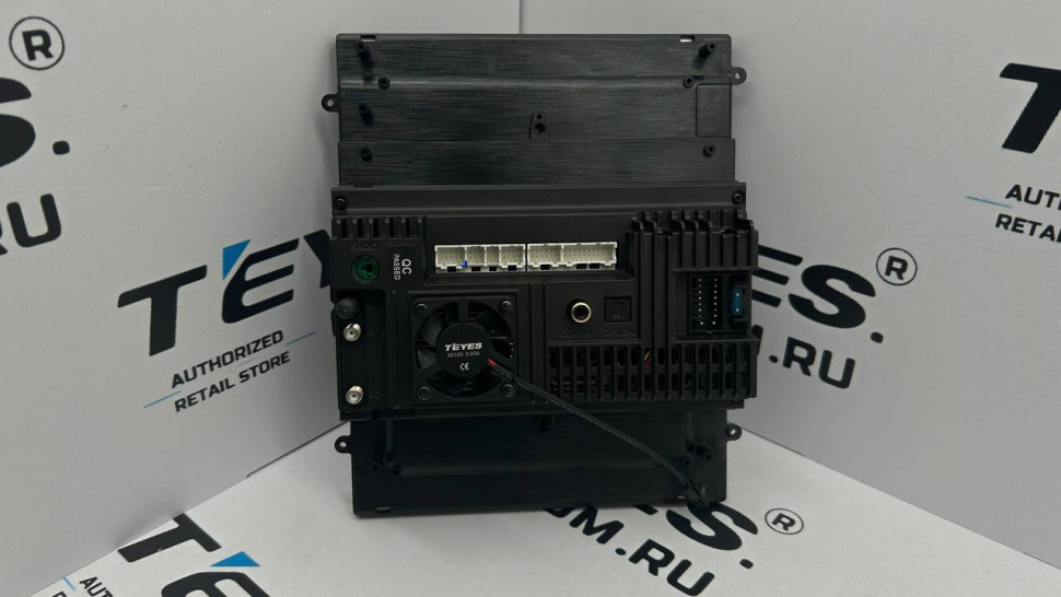 (Уценка) Магнитола Tesla style Teyes TPRO 2 DS 4/32 (9,7 дюймов) 4